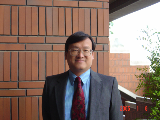 凌漢辰 (Han-Chen Ling) 退休教授